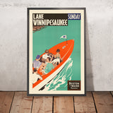 Poster di viaggio del Lago Winnipesaukee: Sunday di Charles W. Holmes 