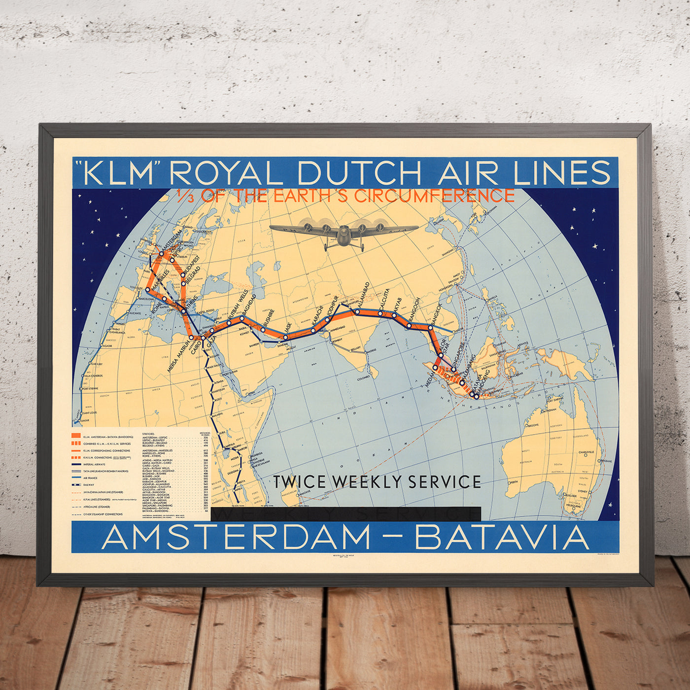 Ancienne carte de KLM Amsterdam-Batavia, 1934 : itinéraires des compagnies aériennes, service deux fois par semaine, conception picturale