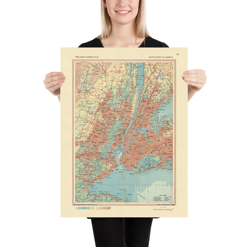 Ancienne carte de la ville de New York par le service topographique de l'armée polonaise, 1967 : Manhattan, Brooklyn, le Bronx, Newark, Jersey City