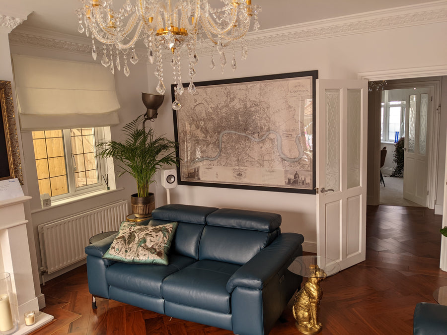 Grande Mappa Antica di Londra di C&J Greenwood, 1830 - Monocromatica con Unico Tamigi Blu 